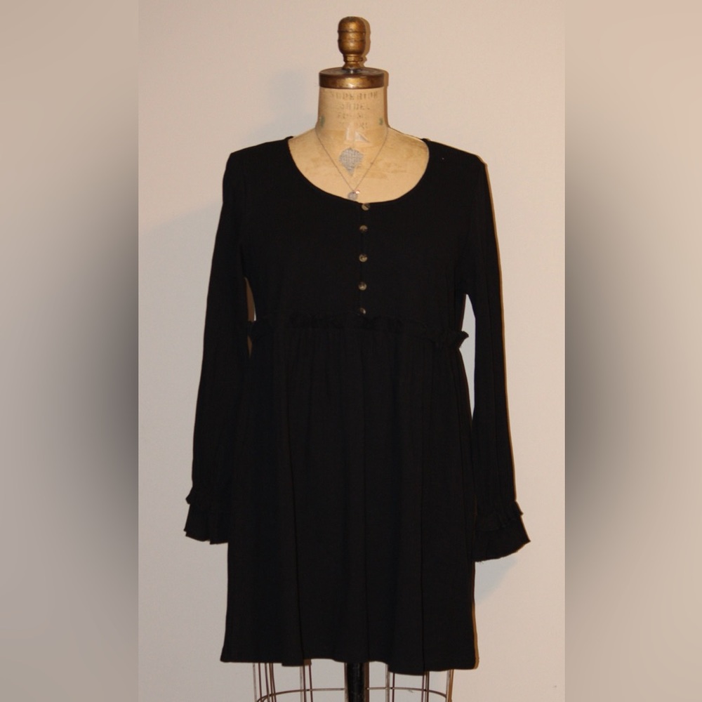Women’s babydoll long sleeve frilly dress large- Perfectly Pricilla Brand - NWT